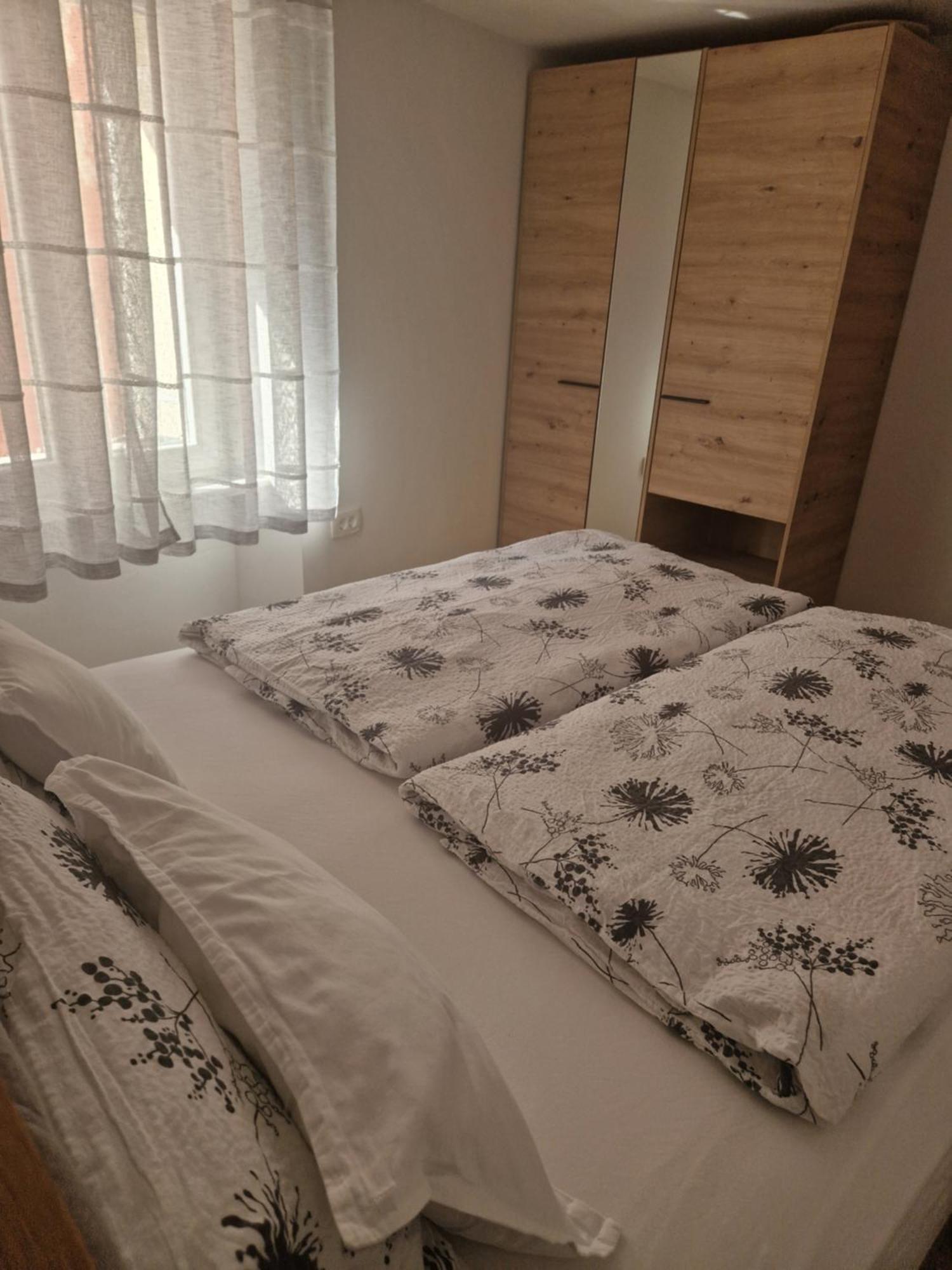 Apartment Diana Piran Bagian luar foto